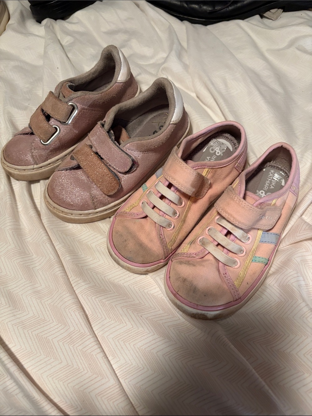 Mini Boden & Geox Kids Pink Casual Velcro Sneakers - 26